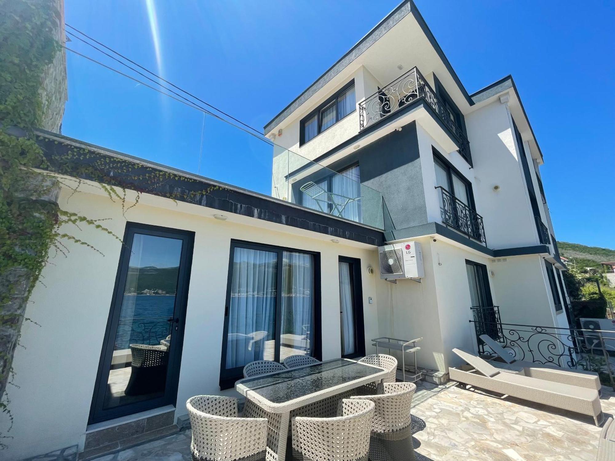 Beachfront Villa Pearl Of Adria Красичи Экстерьер фото