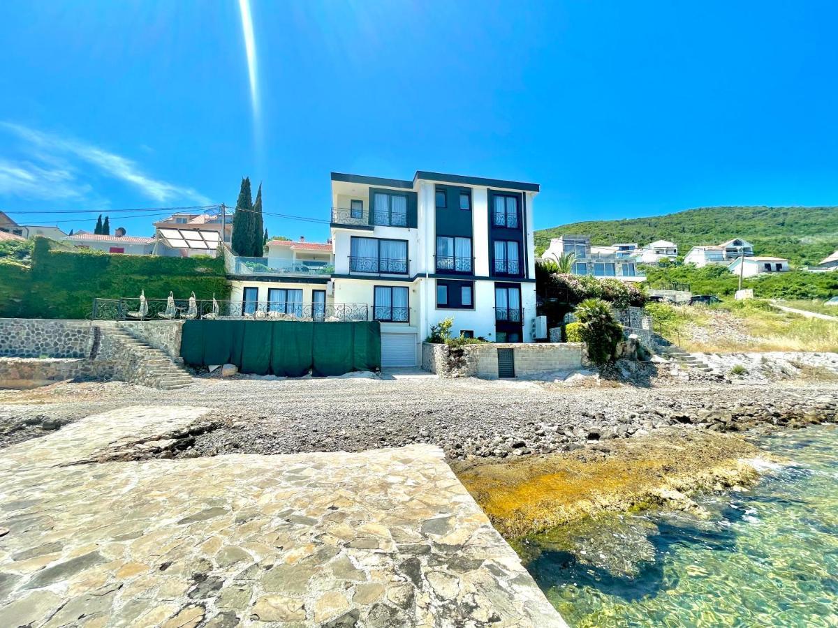 Beachfront Villa Pearl Of Adria Красичи Экстерьер фото