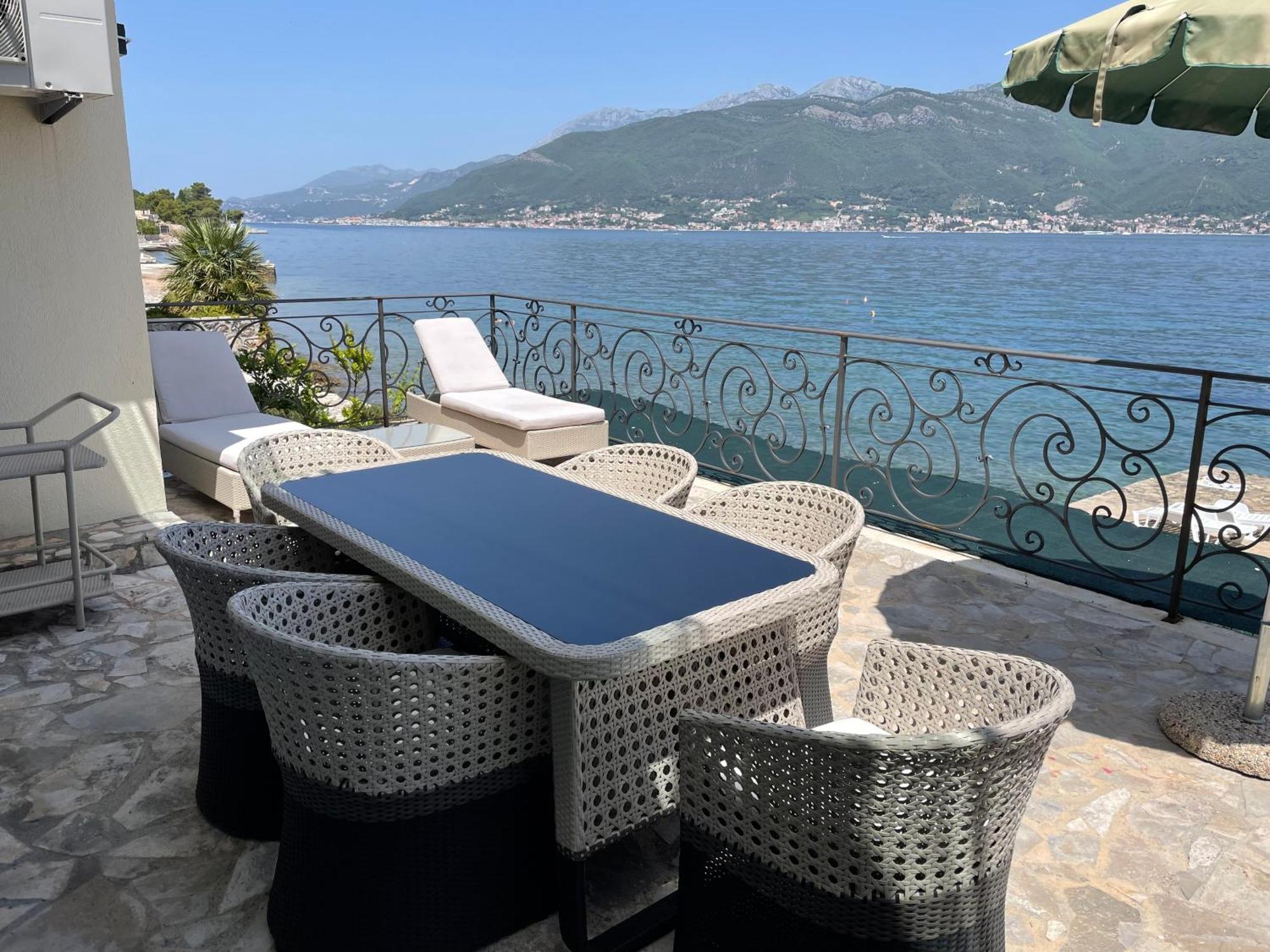 Beachfront Villa Pearl Of Adria Красичи Экстерьер фото